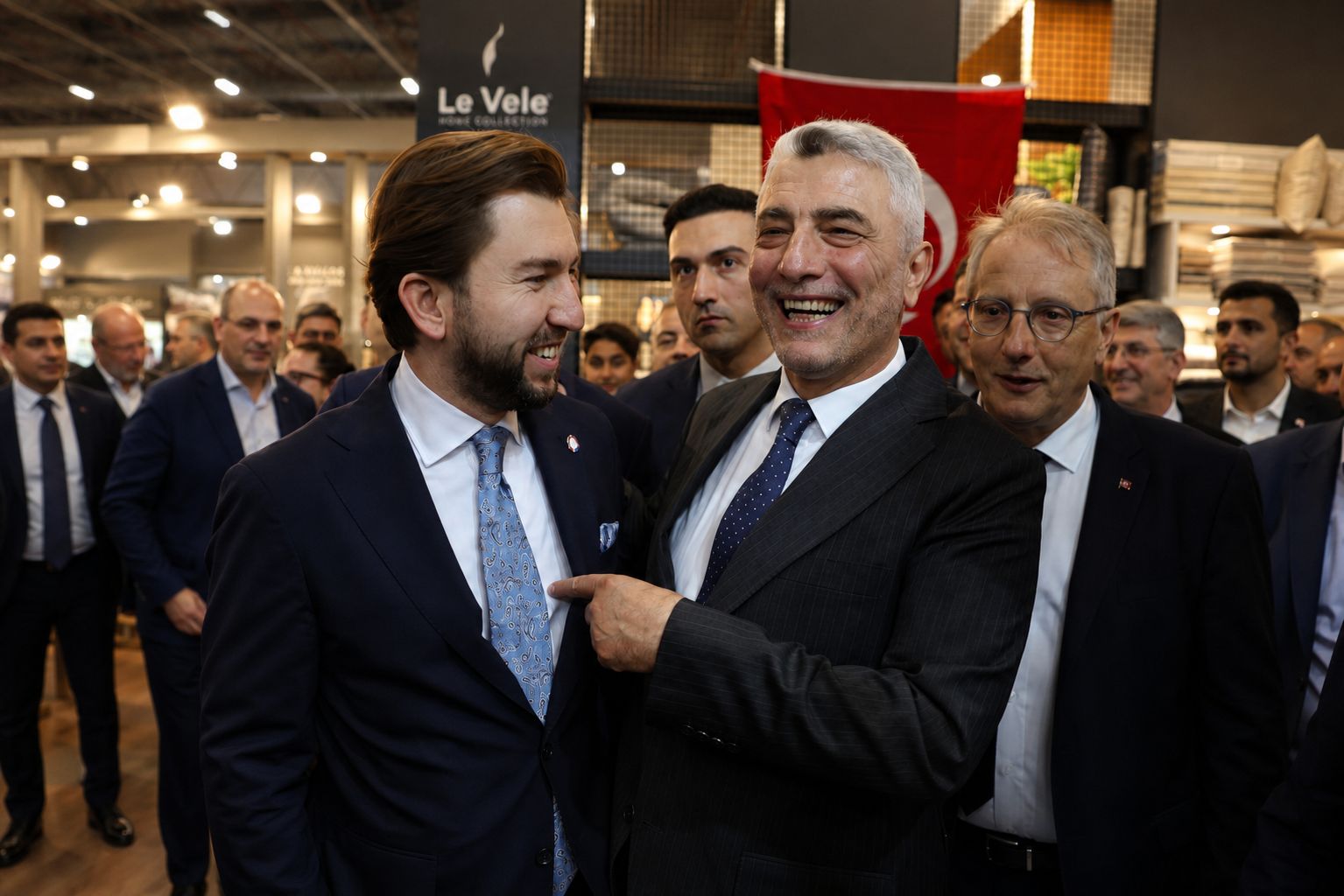 Ticaret Bakanı Prof. Dr. Ömer Bolat'tan DENİB Standına Özel Ziyaret