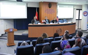 Denizli ve Uşak İlinde “Dış Ticaret Bilgilendirme Seminerleri” Gerçekleştirildi.