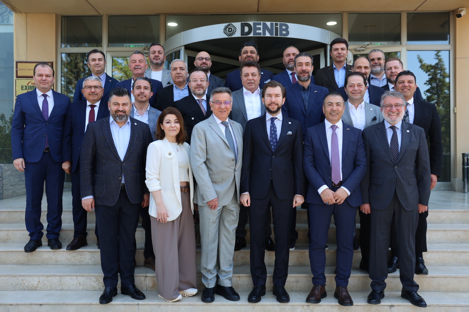 Denizli Ticaret Odası'ndan Denizli İhracatçılar Birliği'ne Nezaket Ziyareti