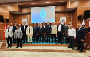 DENİB Başkanı Hüseyin Memişoğlu, Pamukkale Üniversitesi'nde Düzenlenen Denizli Ekonomisi Paneli'ne Katıldı