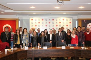 Denizli  ve Uşak İlinde “Dış Ticaret Bilgilendirme Seminerleri” Yapıldı.