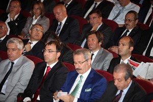 DENİB Başkanı KOCASERT, Aylık İhracat Rakamlarının Açıklandığı ve Diyarbakır'da Gerçekleşen Toplantıya Katıldı.