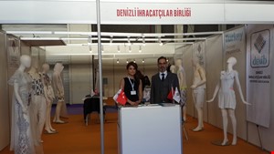 İFEXPO 2015 Çorap, İç Giyim, Ev ve Plaj Giyimi Fuarı İstanbul'da Başladı.