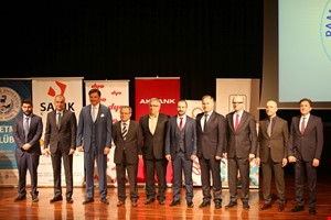 “İş Dünyasında Hedef, Girişimcilik ve Liderlik” Konferansı Düzenlendi...
