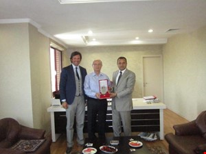 Denizli Valisi Abdulkadir DEMİR, DENİB Başkanı Süleyman KOCASERT'le Denizli Günlerine Katkı Sağlayan Firmaları Ziyaret Etti.